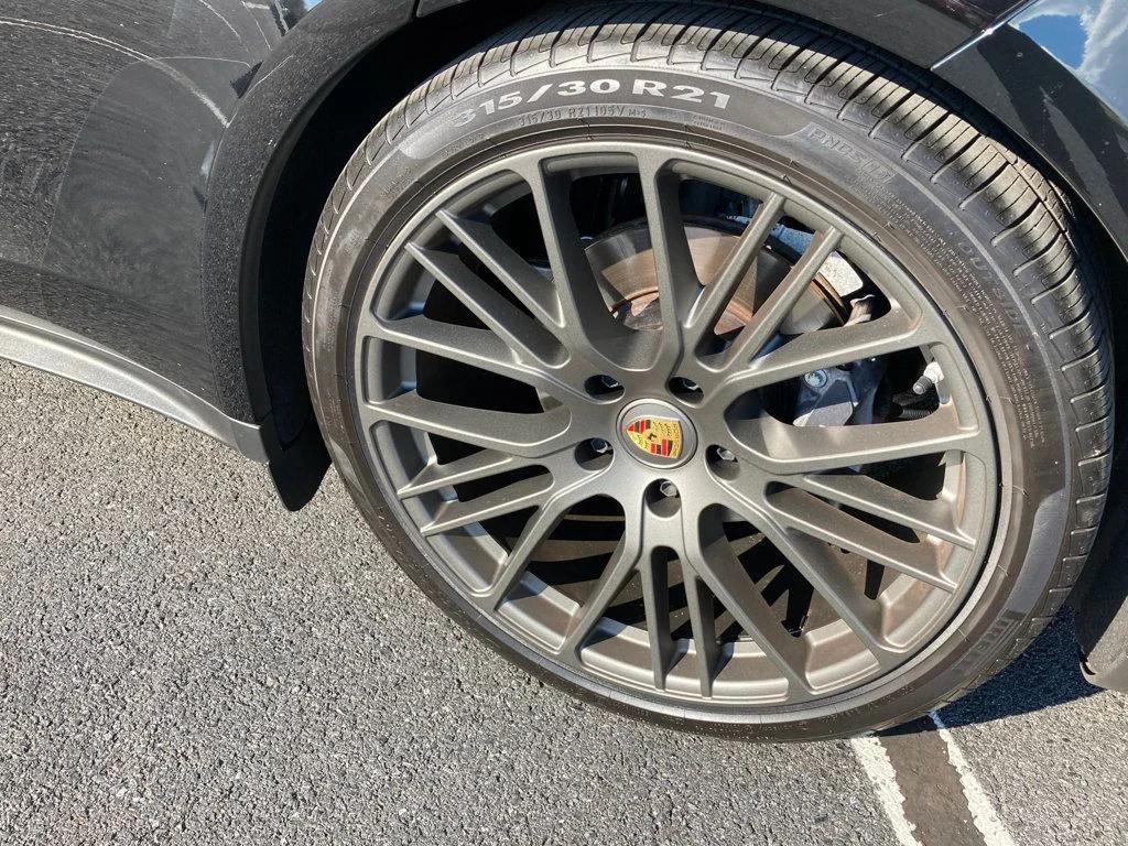 صورة مصغرة 32 لـ 2023 Porsche PANAMERA 4