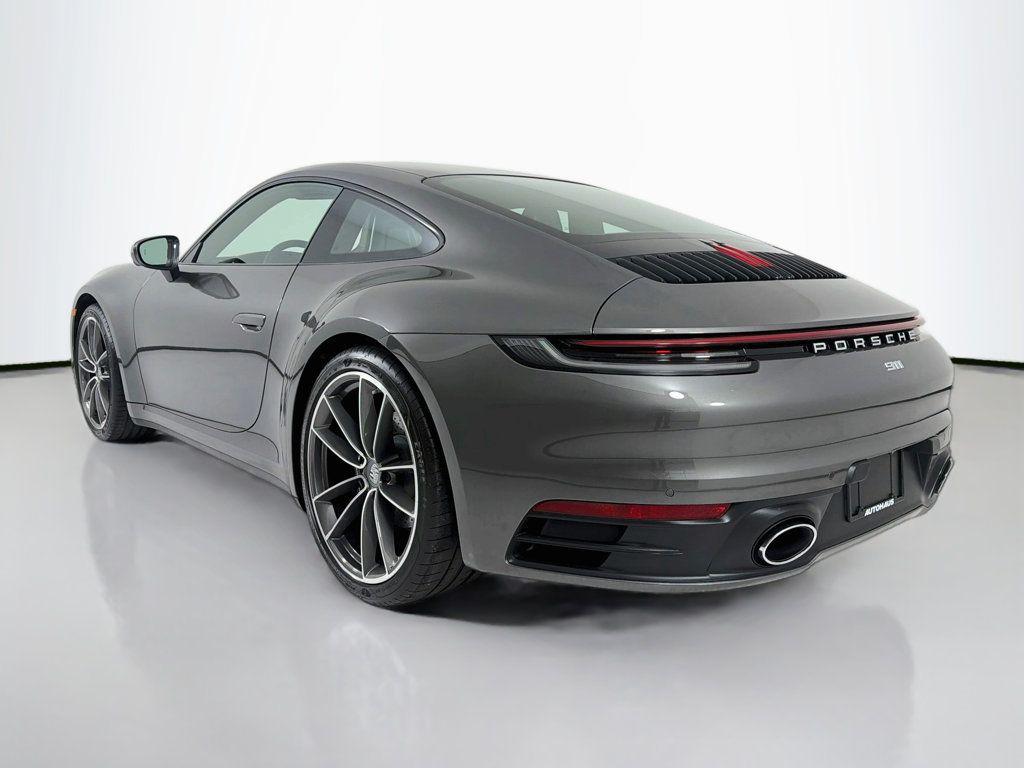 صورة 3 لـ 2022 Porsche 911 CARRERA