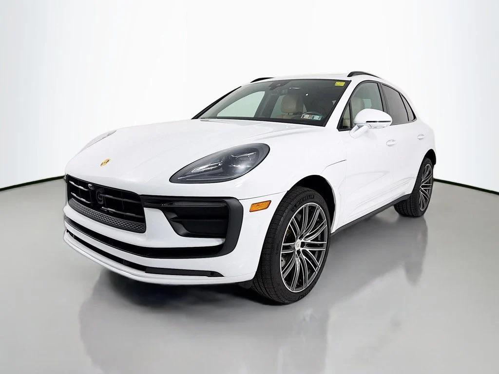 2023 Porsche MACAN — фото 1