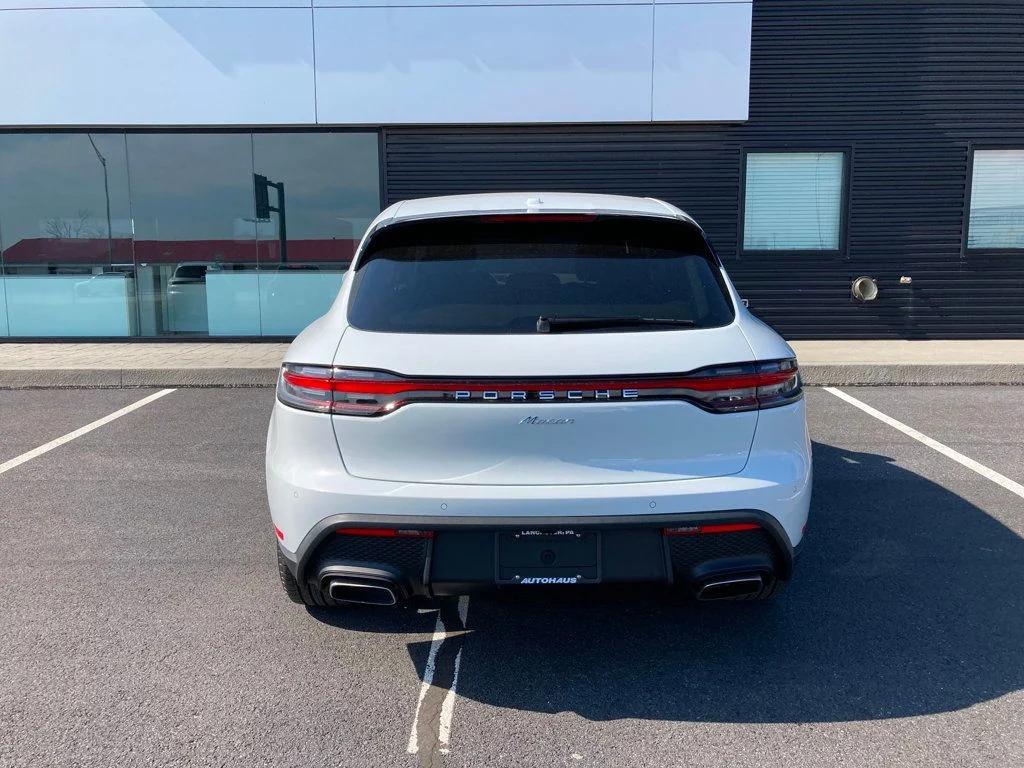 صورة 6 لـ 2025 Porsche MACAN