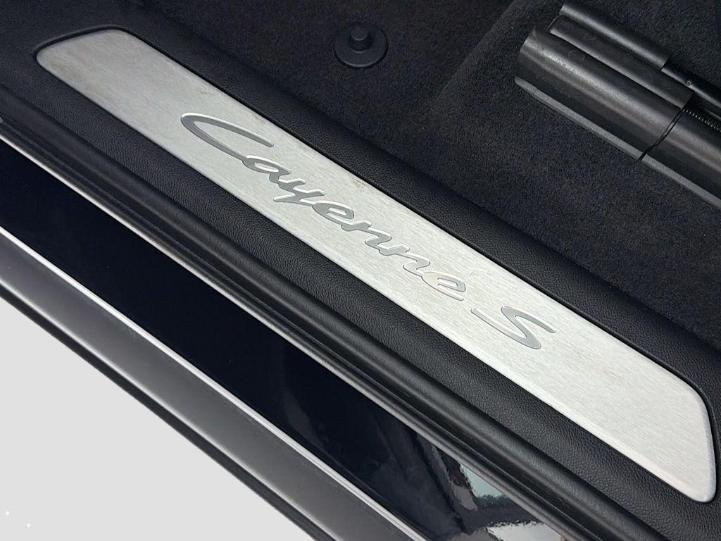 2025 Porsche CAYENNE S — миниатюра 16