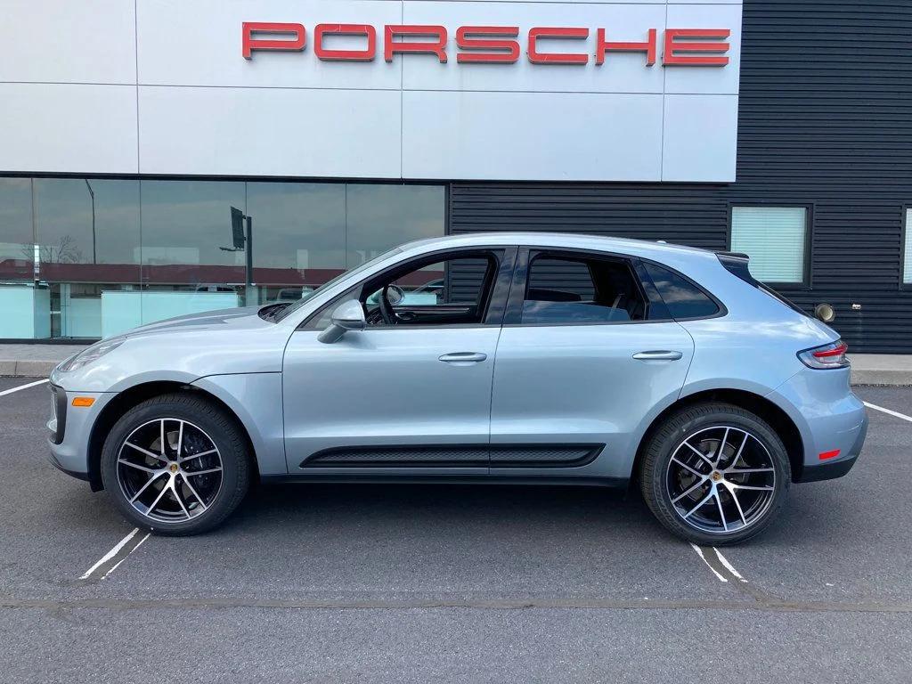 صورة 2 لـ 2025 Porsche MACAN