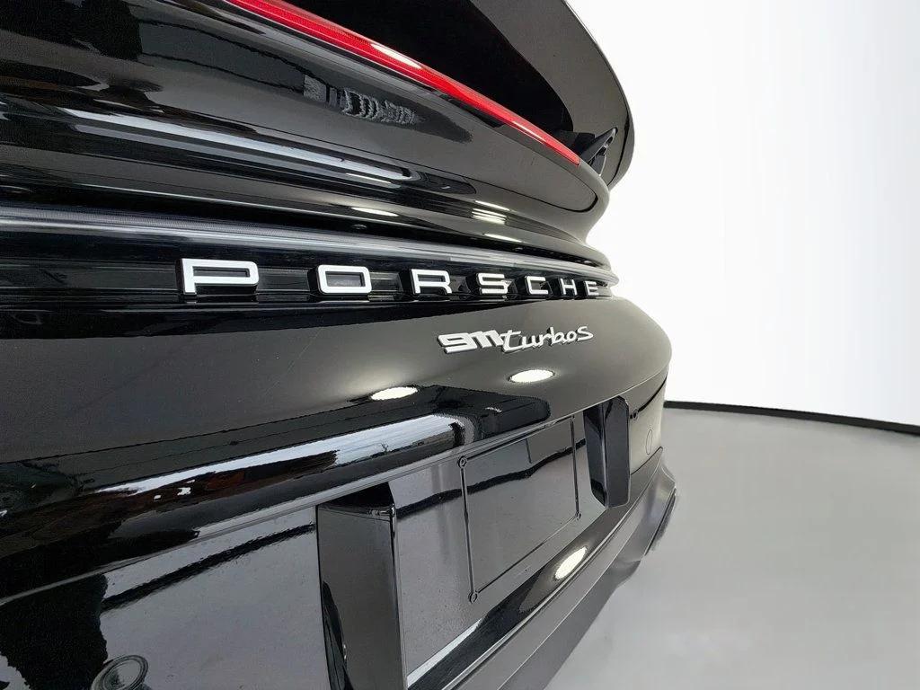 صورة 11 لـ 2023 Porsche 911 TURBO S CABRIOLET