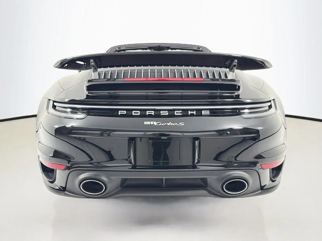 صورة 10 لـ 2023 Porsche 911 TURBO S CABRIOLET