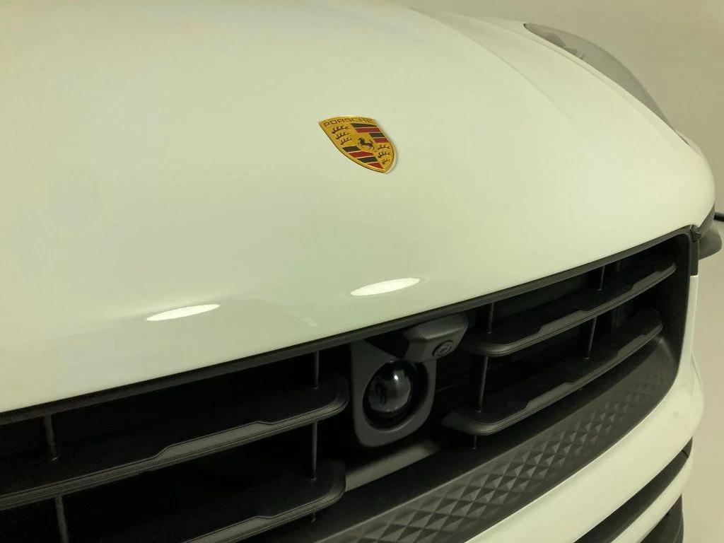 2022 Porsche MACAN thumbnail 27