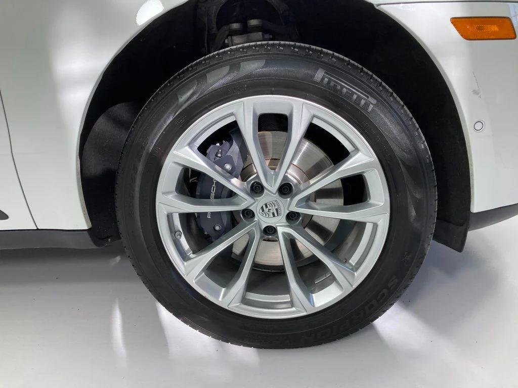 2022 Porsche MACAN thumbnail 29