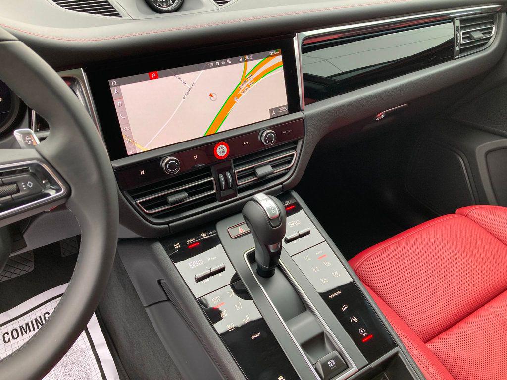 صورة مصغرة 13 لـ 2025 Porsche MACAN