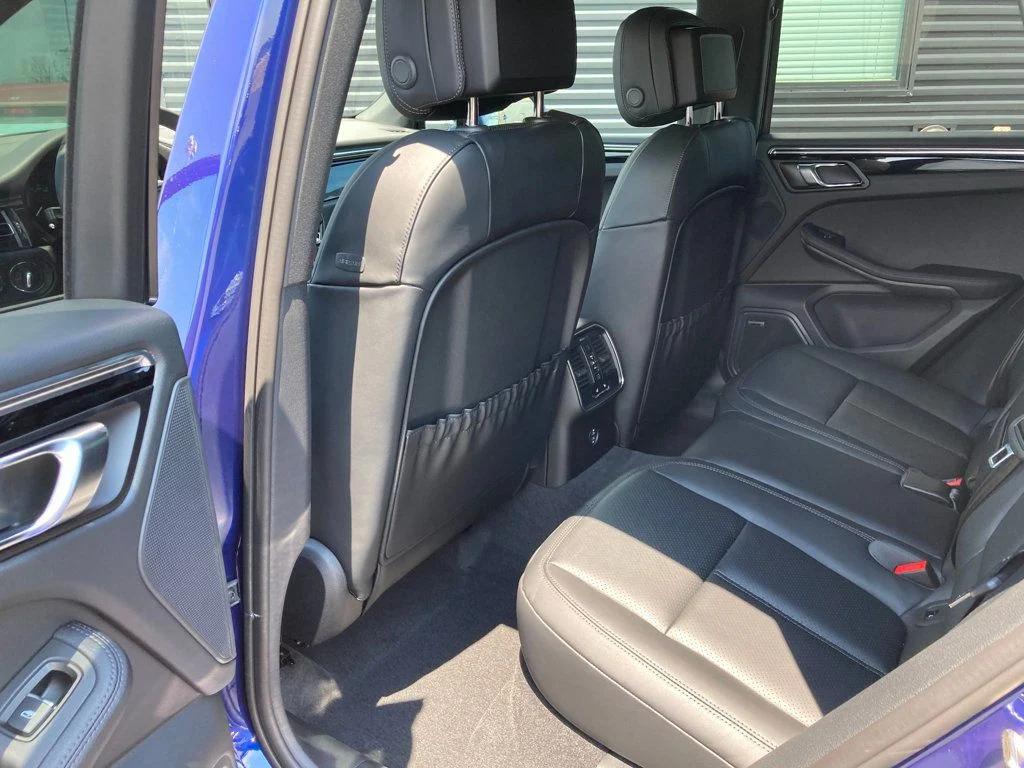 2024 Porsche MACAN — миниатюра 18