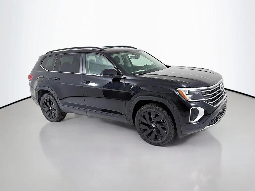New 2026 Volkswagen Atlas 2.0T SE w/Technology 4MOTION