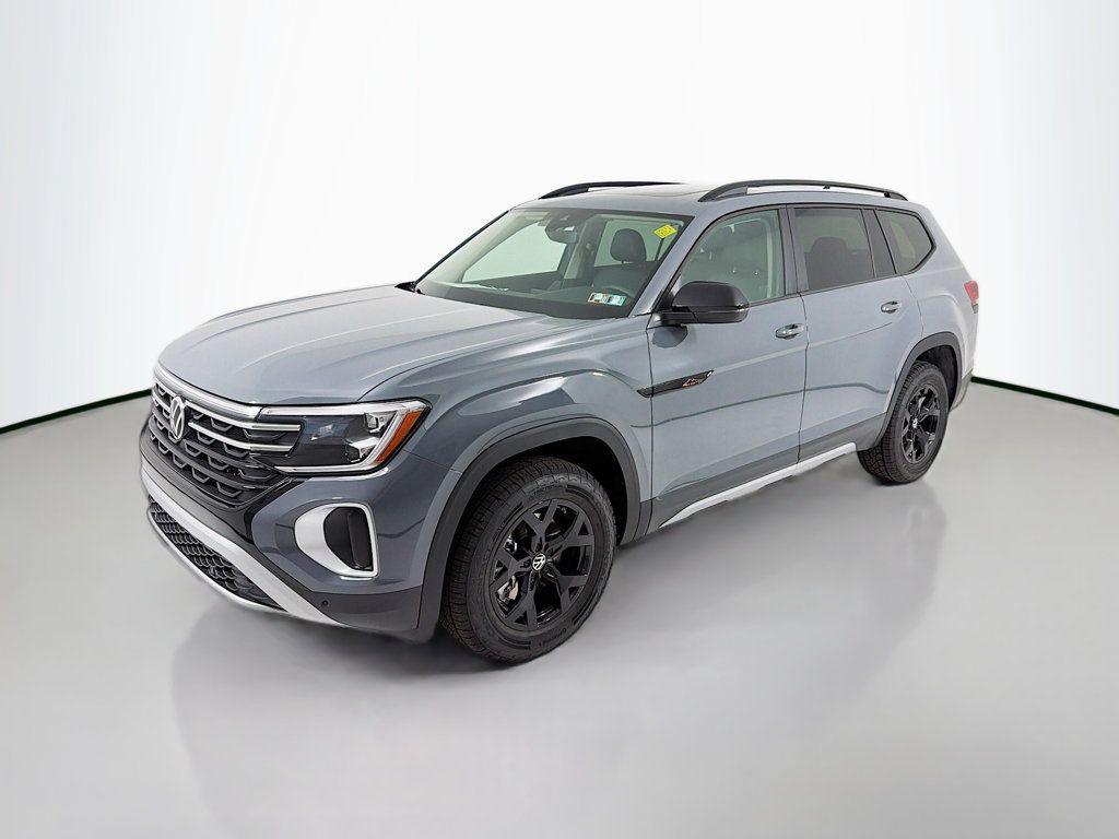 New 2026 Volkswagen Atlas Peak Edition