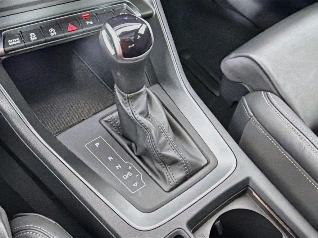 صورة 16 لـ 2023 AUDI Q3 PREMIUM 45 TFSI S LINE QUATTRO TIPTRONIC