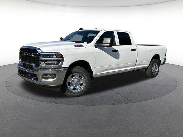 New 2026 RAM 2500 Tradesman Crew Cab 4x2 8' Box