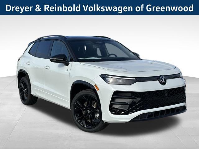 New 2026 Volkswagen Tiguan 2.0T SE R-Line Black