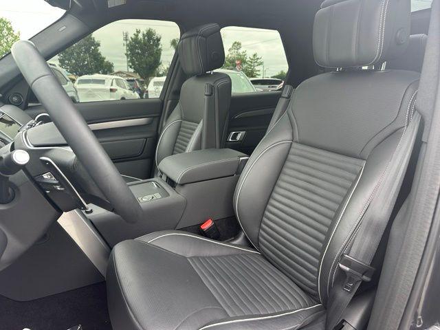 صورة مصغرة 27 لـ 2024 LAND Rover DISCOVERY P300 DYNAMIC SE