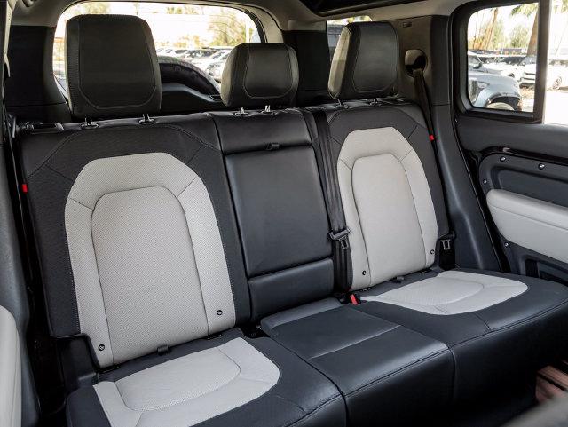 2024 LAND Rover DEFENDER P400 X-DYNAMIC SE — миниатюра 35
