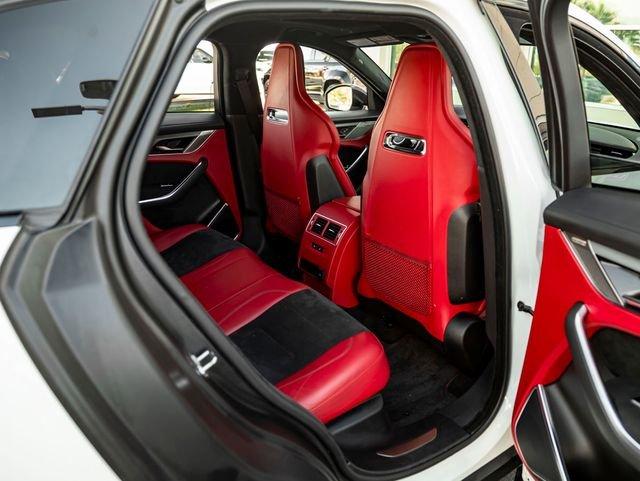 صورة مصغرة 35 لـ 2022 Jaguar F-PACE SVR