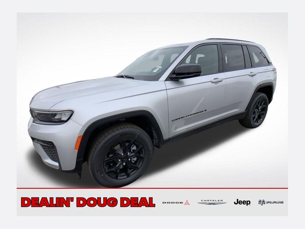 New 2026 Jeep Grand Cherokee Laredo