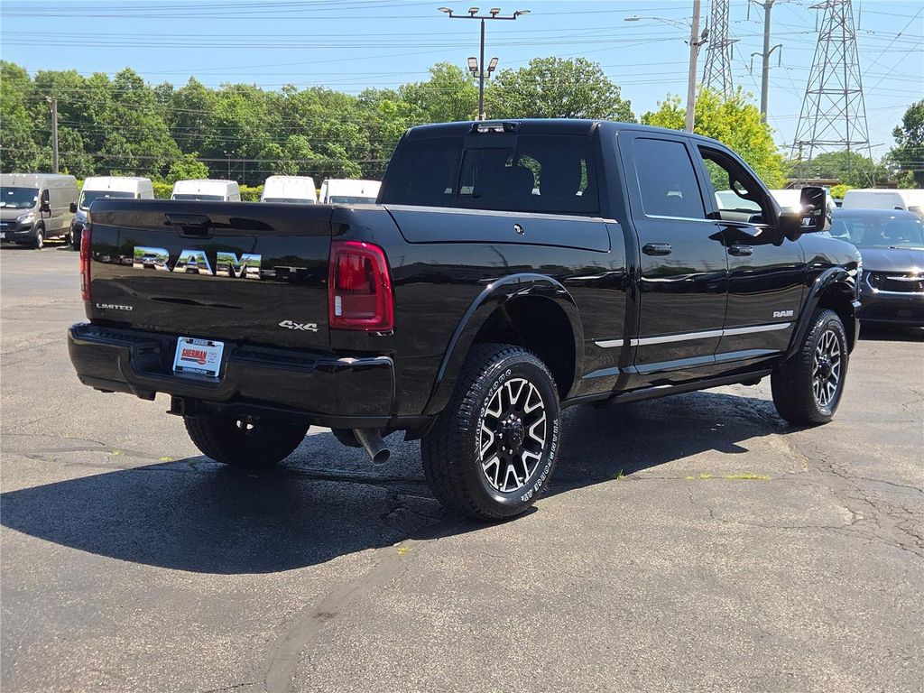 صورة مصغرة 18 لـ 2025 RAM 3500 LIMITED CREW CAB 4X4 6'4' BOX