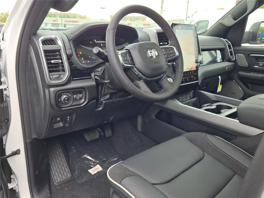 صورة مصغرة 23 لـ 2026 RAM 1500 LARAMIE