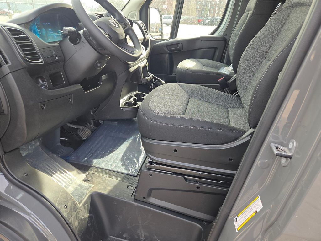 2026 RAM PROMASTER 2500 TRADESMAN — миниатюра 20