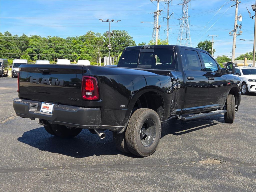 صورة مصغرة 12 لـ 2026 RAM 3500 TRADESMAN CREW CAB 4X4 8' BOX