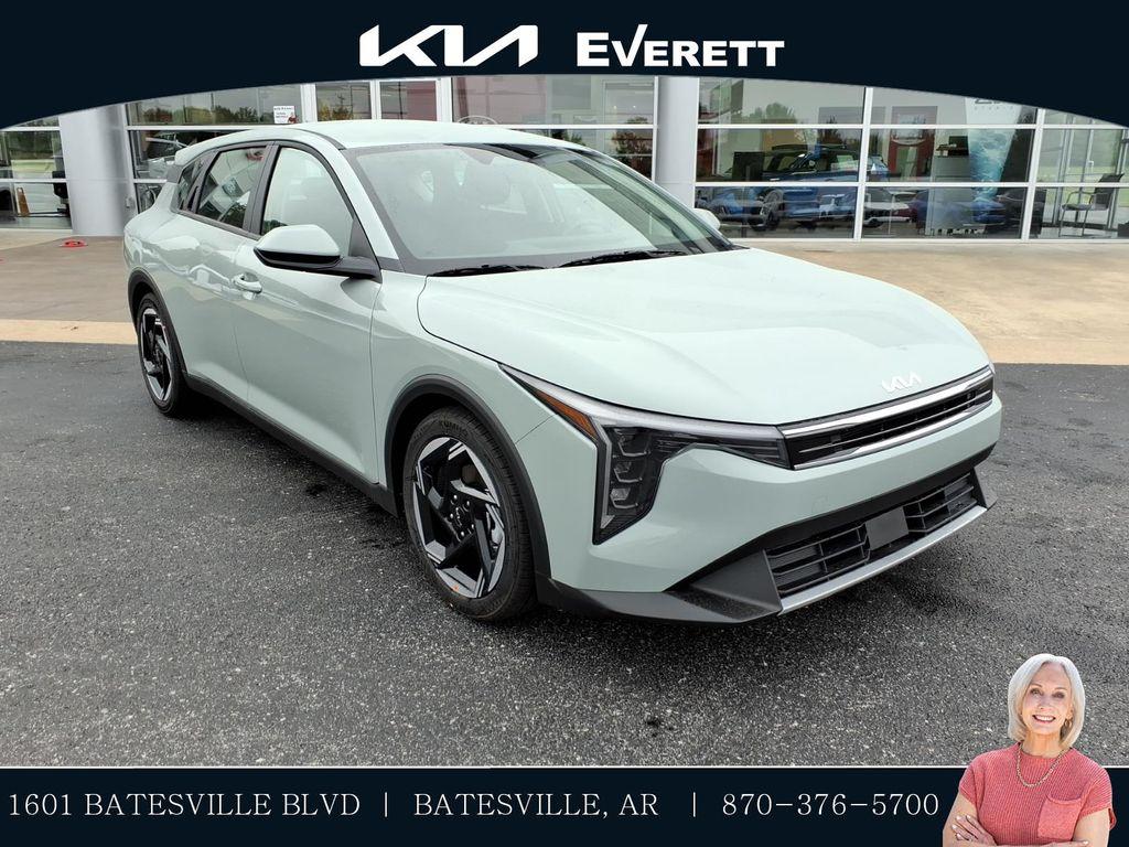 New 2026 Kia K4 EX
