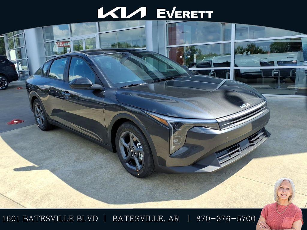 New 2026 Kia K4 LXS