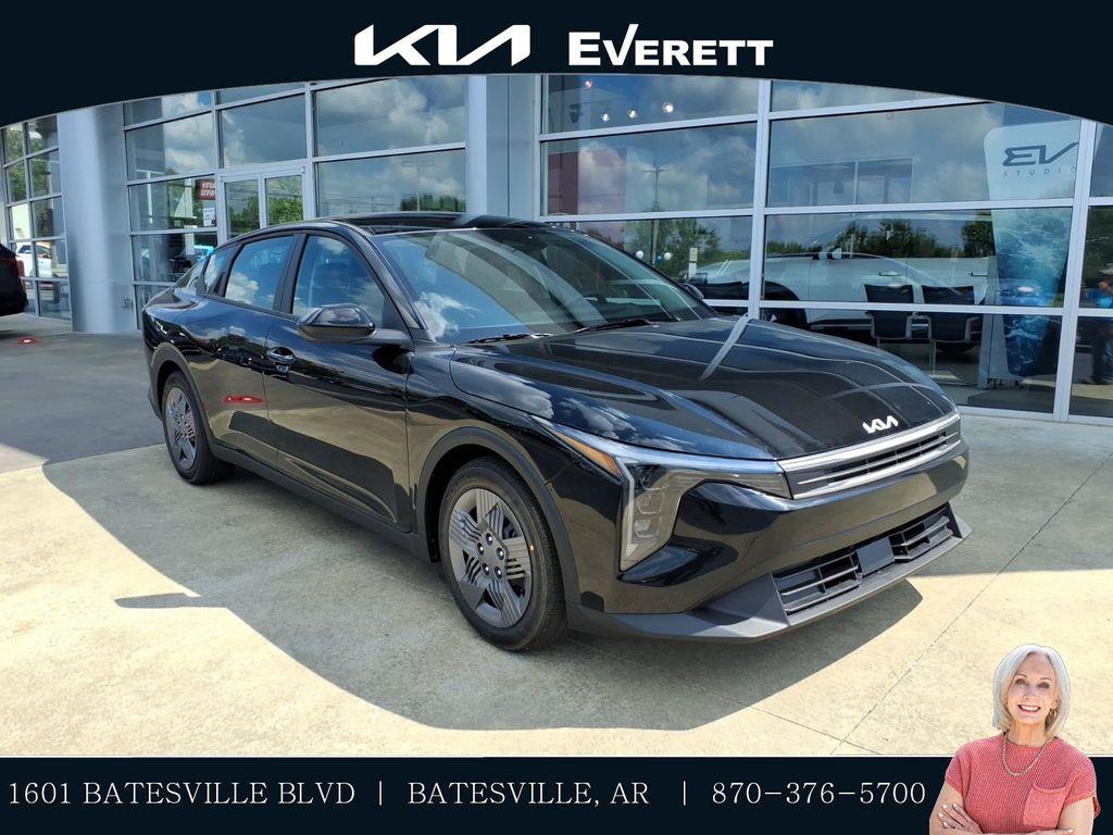 New 2026 Kia K4 LXS