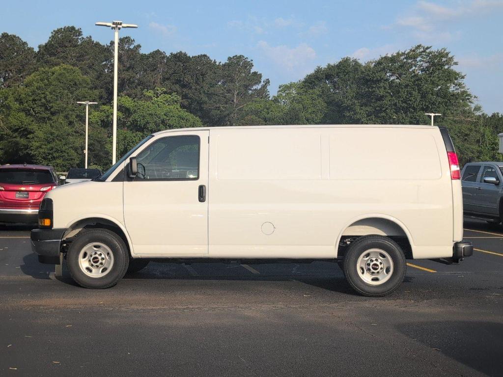 New 2026 GMC Savana 2500 Work Van