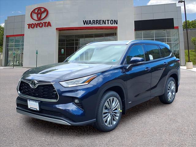 New 2026 Toyota Highlander Hybrid Platinum
