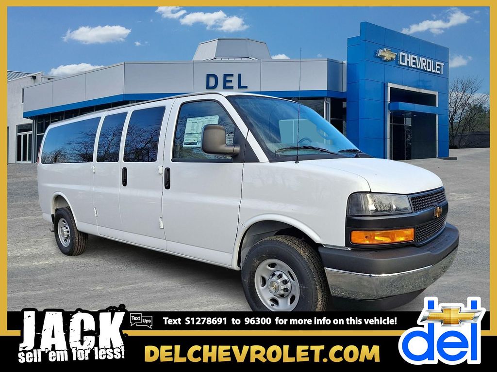 New 2025 Chevrolet Express 3500 RWD 3500 Extended Wheelbase LS