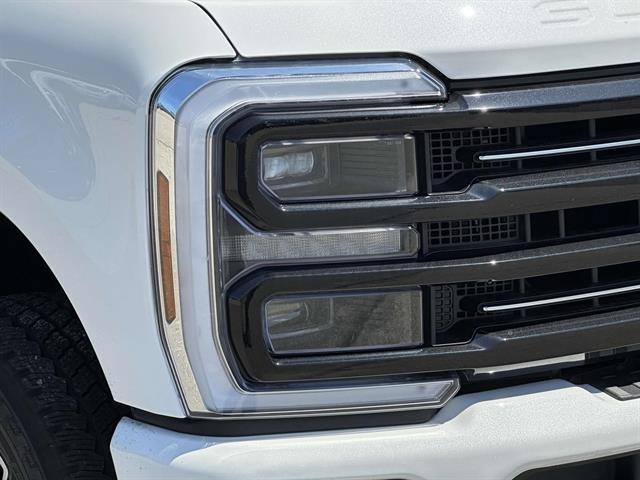2026 FORD F-250 PLATINUM — фото 7