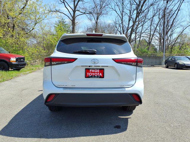 TOYOTA HIGHLANDER - 7