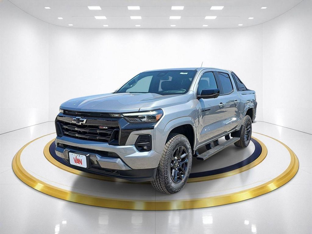 New 2025 Chevrolet Colorado Z71