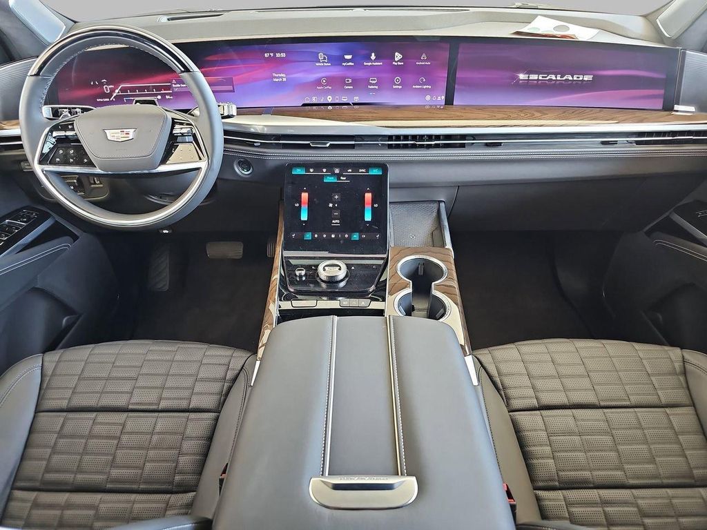 صورة 9 لـ 2026 Cadillac ESCALADE SPORT PLATINUM