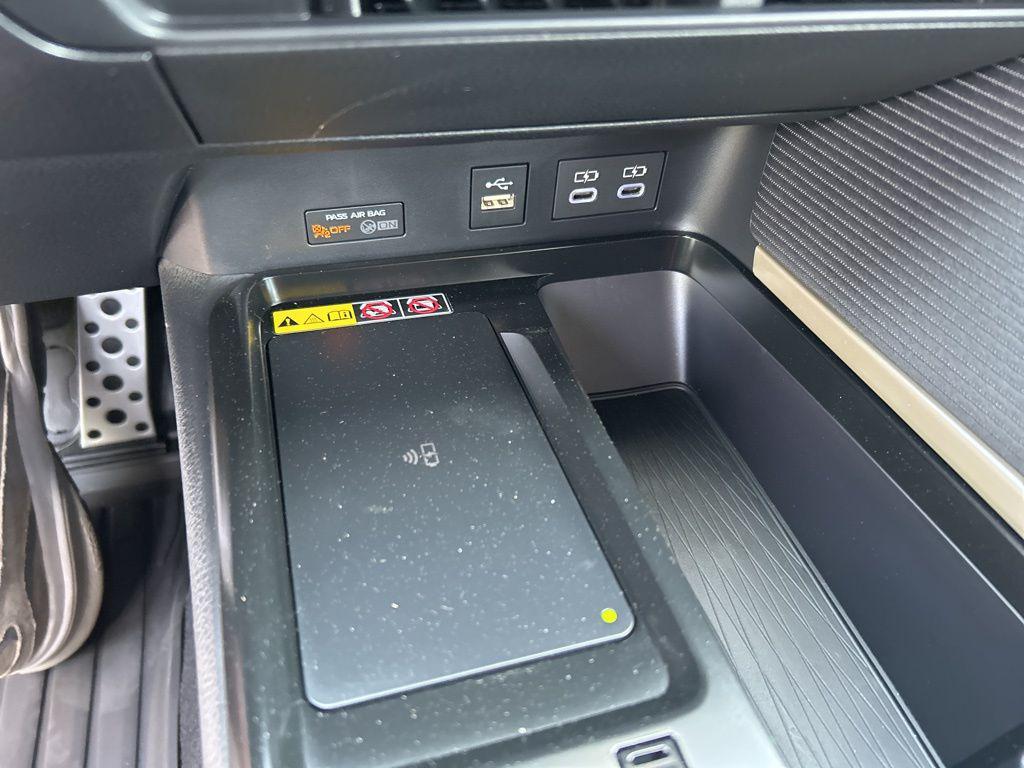 TOYOTA CAMRY - 6