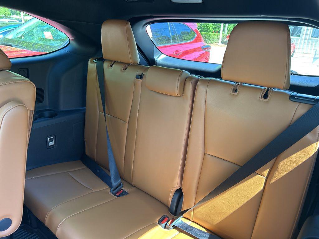 TOYOTA HIGHLANDER - 10