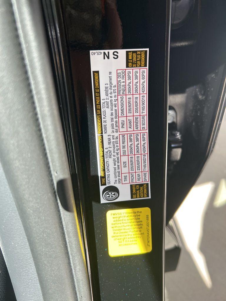 TOYOTA RAV4 - 5