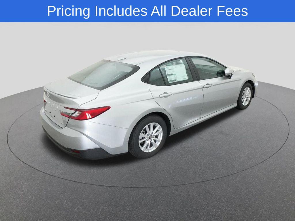2026 Toyota CAMRY LE photo 9