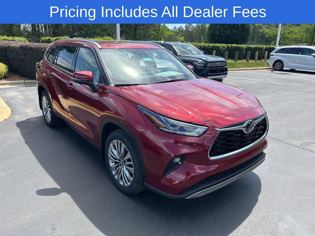 New 2026 Toyota Highlander Platinum
