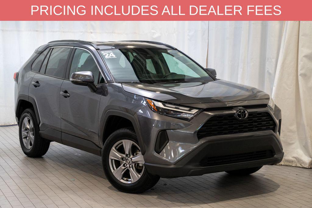 صورة 1 لـ 2024 Toyota RAV4 XLE