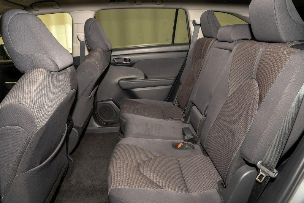 TOYOTA HIGHLANDER - 8