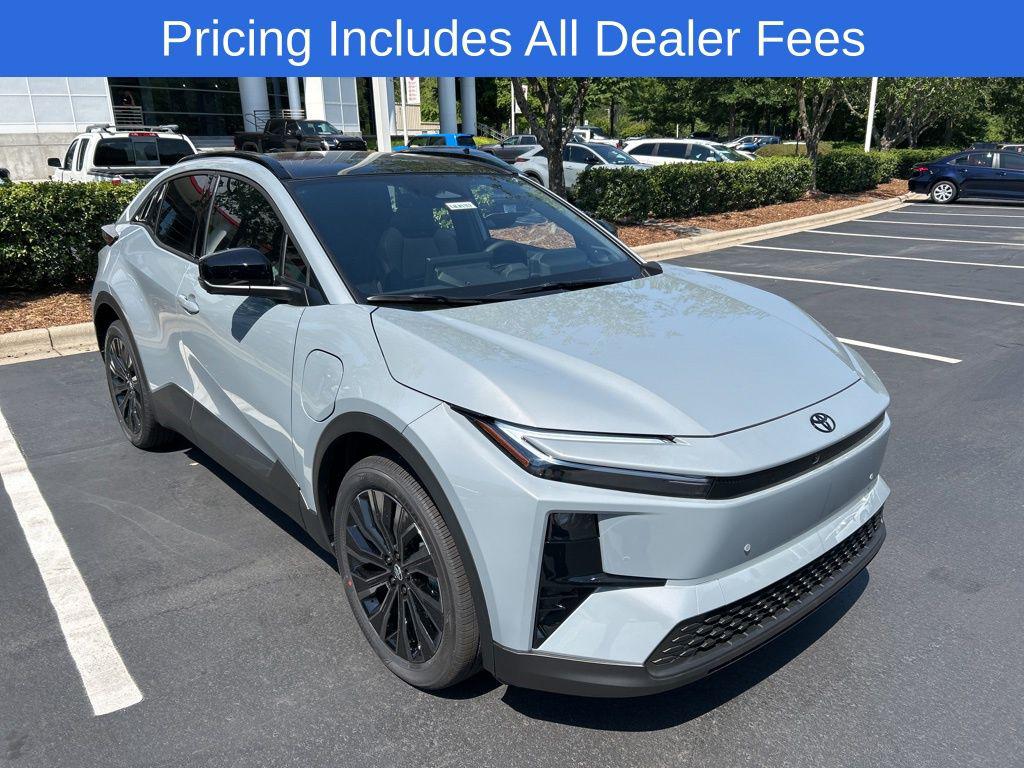 New 2026 Toyota C-HR XSE