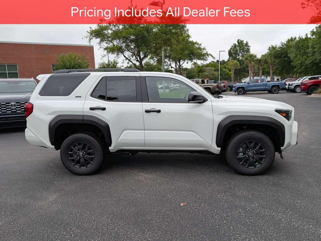 2026 Toyota 4RUNNER SR5 照片 4