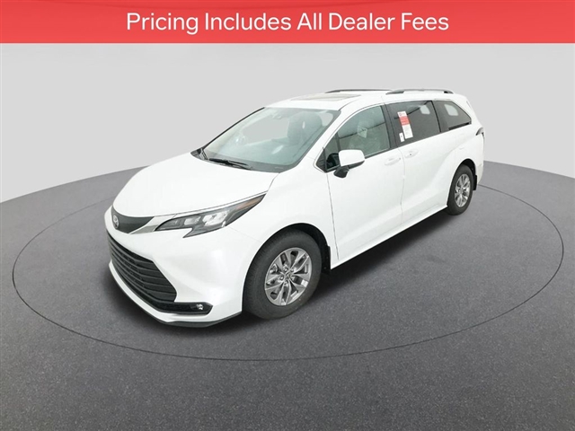 New 2026 Toyota Sienna XLE