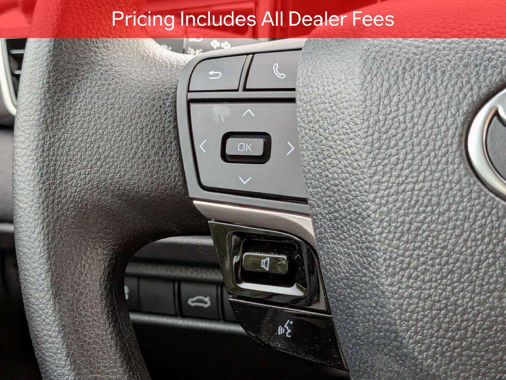 صورة مصغرة 25 لـ 2026 Toyota CAMRY LE