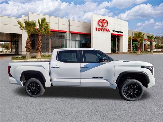 TOYOTA TUNDRA - 4