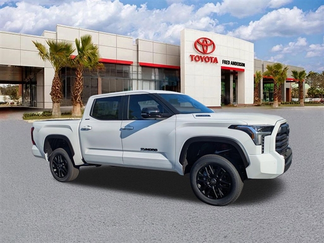 TOYOTA TUNDRA - 1