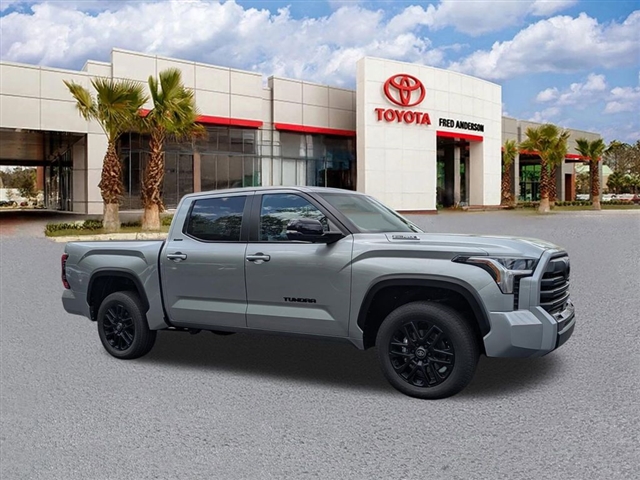 TOYOTA TUNDRA - 2