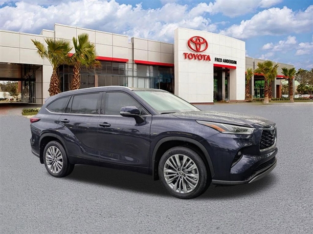 New 2026 Toyota Highlander Platinum
